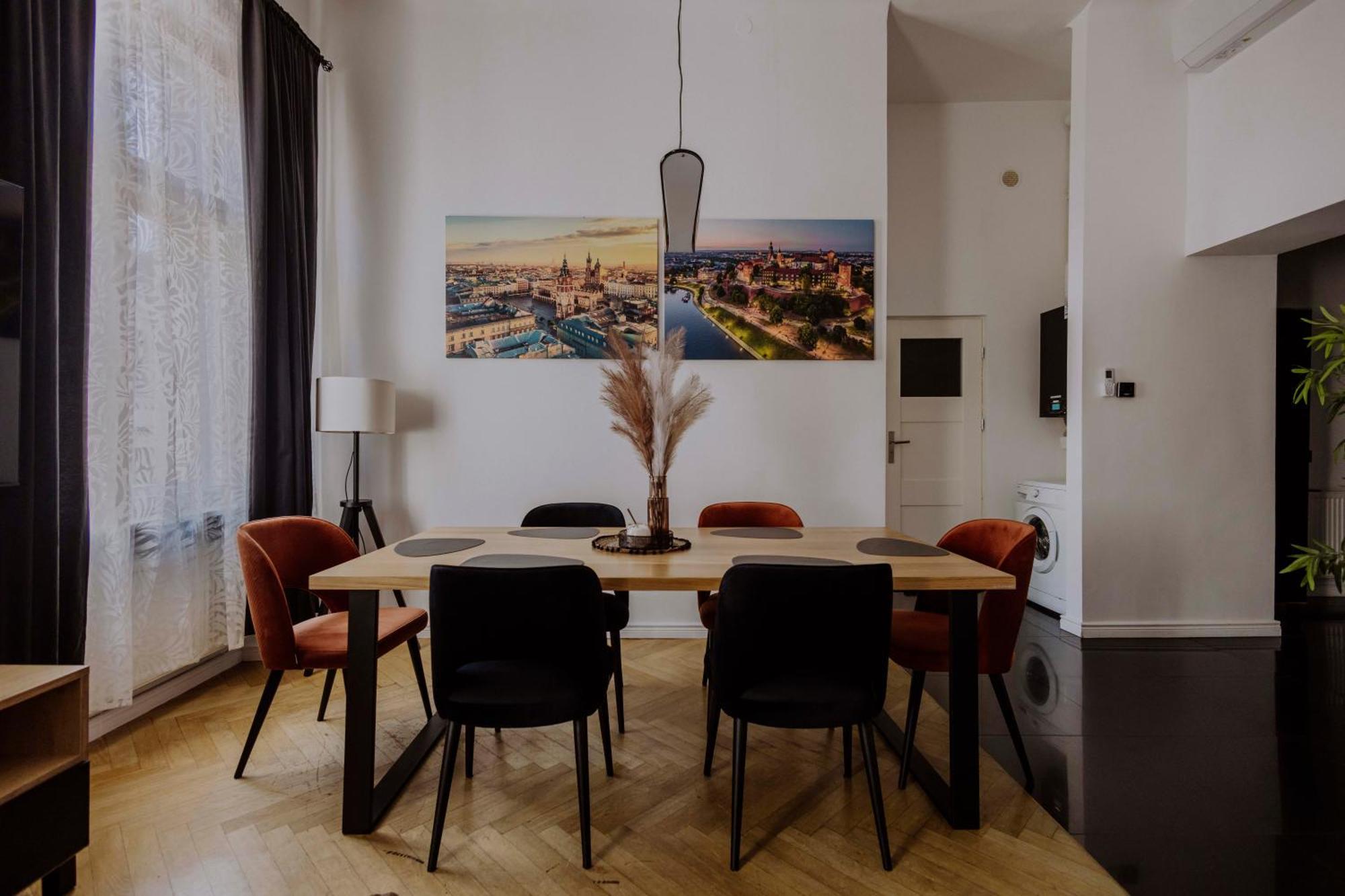 Golden Pearl - Main Square, 100 Sqm, 4 Rooms Krakow Luaran gambar
